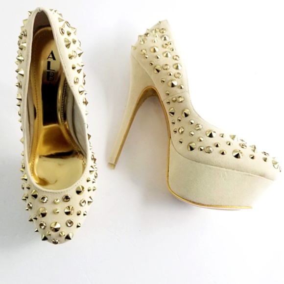 Alba Shoes - ALBA Gold Studded Platform Heels Alba Shoes - ALBA Gold Studded Platform Heels
